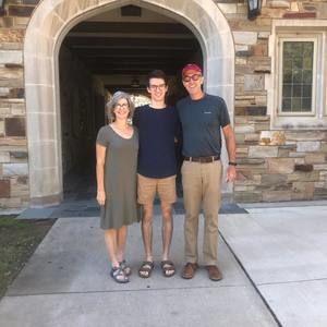 Meet your Posher, Thomas